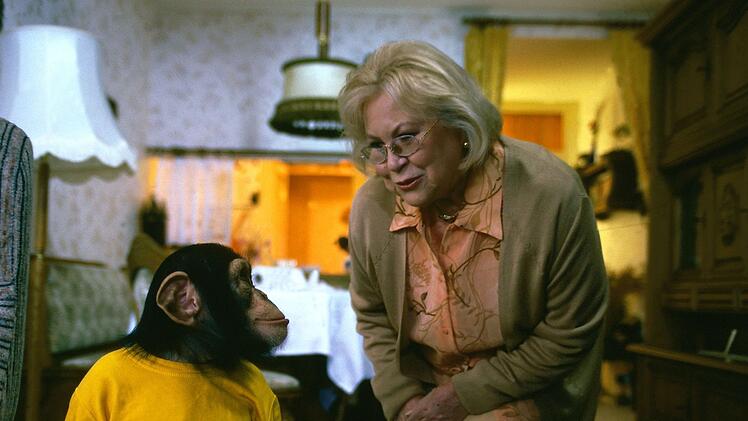 Eva-Maria Bauer spielte nach dem Ende der "Schwarzwaldklinik" in zahlreichen TV-Produktionen mit. 2006 starb sie mit 82 Jahren an Brustkrebs.