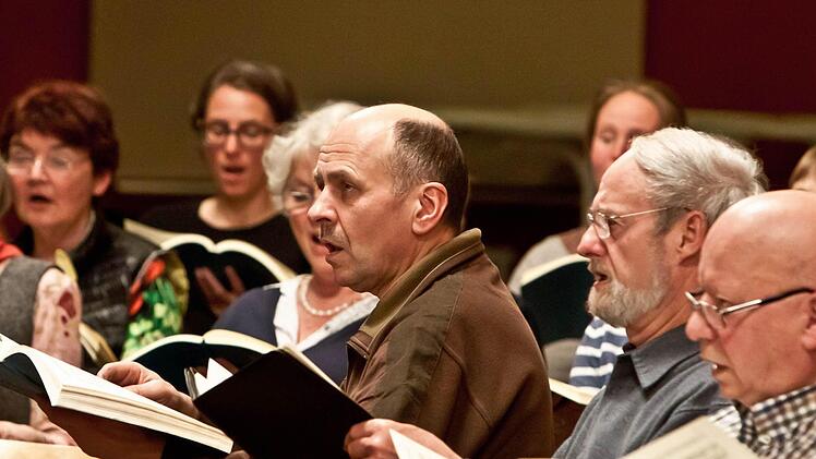 Der Coburger Bachchor bei der ProbenarbeitFoto: Jochen Berger