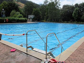 Das Freibad ist ein Pluspunkt für die Tourismusgemeinde Steinwiesen.  Susanne Deuerling
