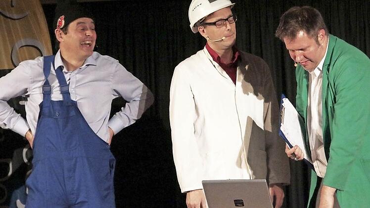 Das Totale Bamberger Cabaret brachte in Gasseldorf das Publikum zum Lachen.  Fotos: Josef Hofbauer