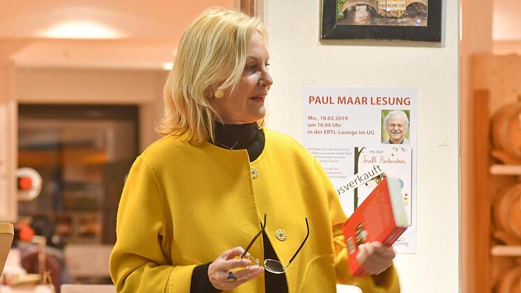 Gaby Hauptmann bei ihrer Lesung Foto: Ronald Rinklef