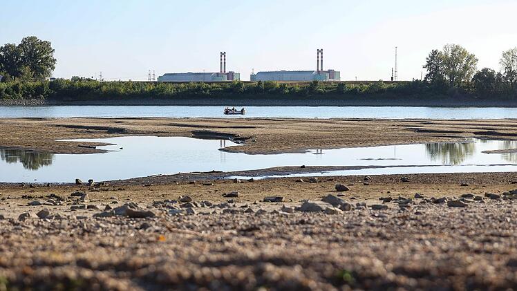 Niedrige Wasserst&auml;nde der Donau