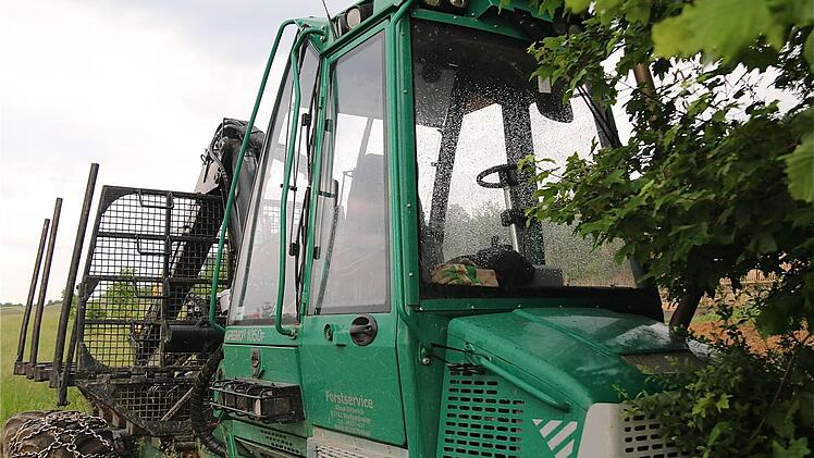 Die Holzerntemaschine "Harvester" im Einsatz