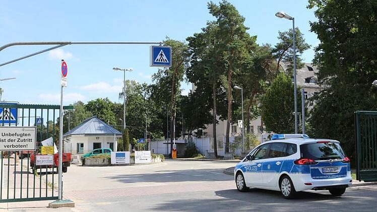 Als Hauptwache für das neue Ausbildungs- und Fortbildungszentrum der Bundespolizei dient das Gate, das die US-Armee in der äußeren Zollnerstraße nützte. Foto: Barbara Herbst