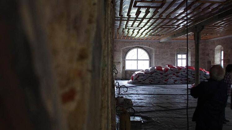 Im Saal des Zeughauses muss noch viel gearbeitet werden. Foto: Marco Meißner