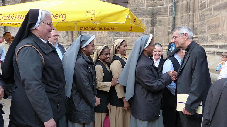 Erzbischof Ludwig schick nennt das 1000-jährige Wirken der Klöster und Ordensgemeinschaften im Erzbistum Bamberg "segensreich". Ordensleute stehen beim Heinrichsfest im Mittelpunkt. Foto: Bärbel Meister