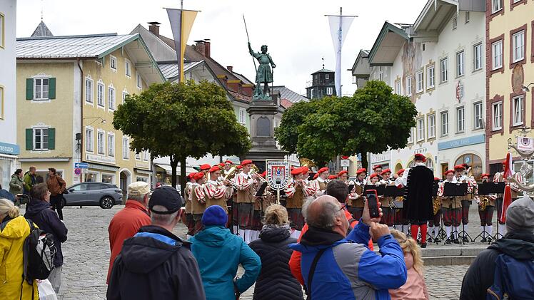 Standkonzert in Bad Tölz  Foto: Nicolas Zenzen