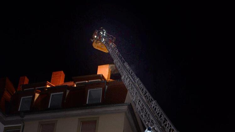 Brand in Bad Kissingens Landwehrstraße. Foto: Peter Rauch