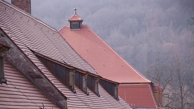 Nach draußen strahlen die neuen Ziegeln. Foto: Benedikt Borst