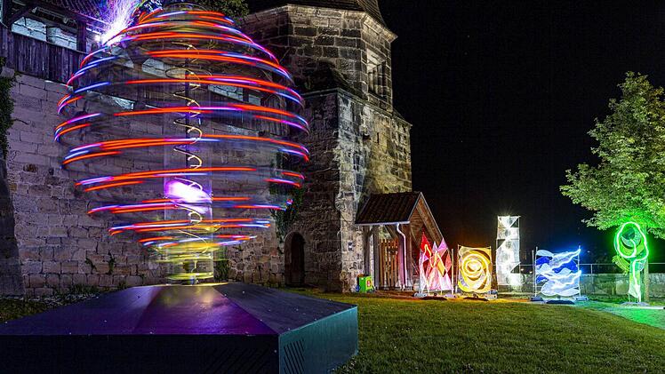 Ausflug, Kronach Leuchtet, Licht, Festival, Fest, Freizeit, Erlebnis, Feier, Feierlichkeit, Kronach, Lichtfestival, Lichtshow, Kunst, Kunstnacht, Kunstausstellung, Künstler, Ausstellung