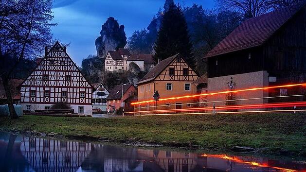 Eine der &auml;ltesten Urlaubsregionen Deutschlands: Naturliebhaber kommen in die Fr&auml;nkischen Schweiz ebenso auf ihre Kosten wie  Kletter- und Wanderfreunde. Foto: ChristianeHoeltschl/infrankenpix