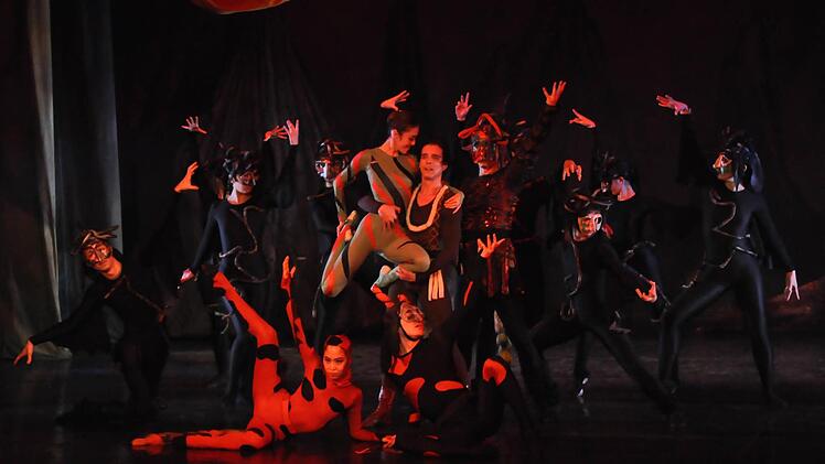 Peer Gynt im Kurtheater Foto: Peter Klopf