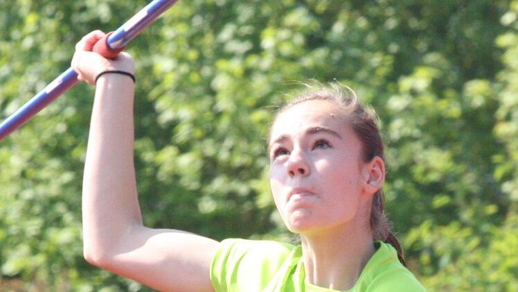Hanna Schmitt (TV/DJK Hammelburg) wurde in der U15 gleich drei Mal Unterfränkische Meisterin.