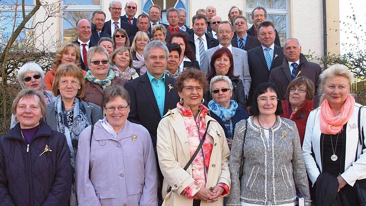 Vor 50 Jahren gingen diese Jubelkommunikanten zum ersten Mal zum Tisch des Herrn.