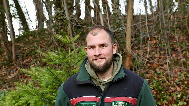Peter Nützels Nachfolger ist der Diplom-Forstingenieur Fabian Kowollik (30).Adriane Lochner