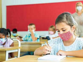 Eingeschränkter Unterricht und Homeschooling haben Kindern zu schaffen gemacht. Aber haben sie den Anschluss wieder gefunden?