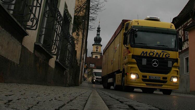 Die Ortsdurchfahrt von Stadtsteinach. Foto: Archiv/Matthias Beetz