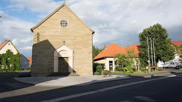 Die Kosten für die Dorfplatz-Erneuerung in Seubrigshausen werden noch einmal neu überdacht.