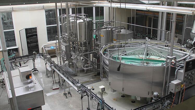 Die Abfüll-Anlage im Staatsbad steht still. Die gesamte Produktion ist nach Oberleichtersbach gewandert. Fotos: Ulrike Müller