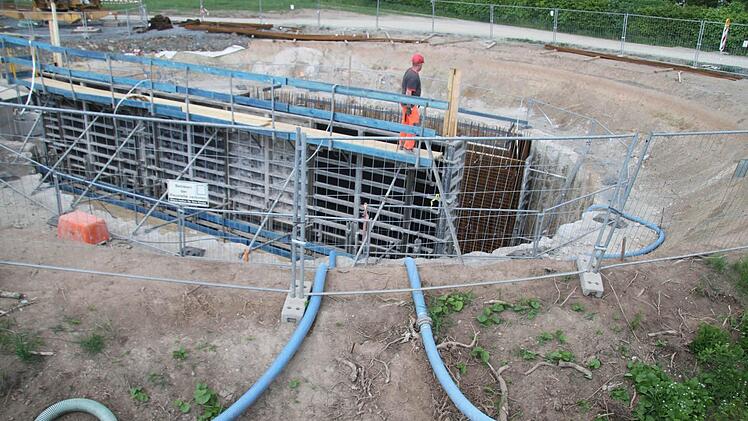 Das Prunkstück der Flutmulde wird das Pumpwerk.