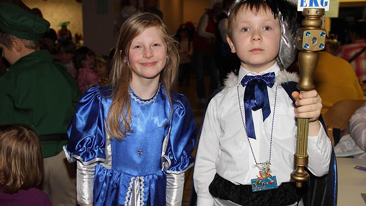 Das Kinderprinzenpaar Jasmin I. und Samuel I. Foto: Gerda Völk
