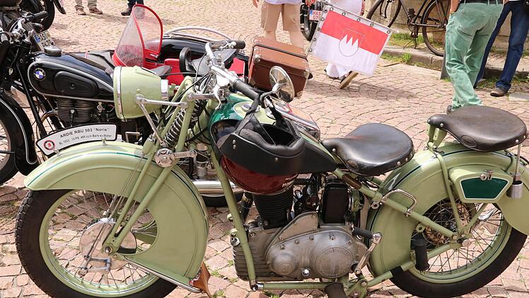 Ein Blickfang, diese ARDIE RBU 503 "Noris", Baujahr 1993 und 15 PS stark. Foto: Helmut Will