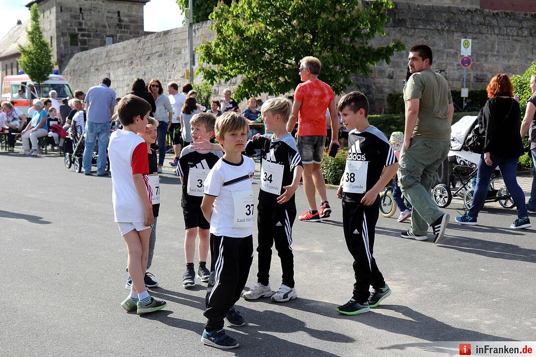 Benefizlauf "Lauf für Uganda" in Hannberg