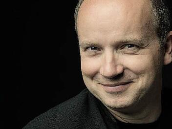 Roland Kluttig, Generalmusikdirektor am Landestheater CoburgFoto: Marco Borggreve