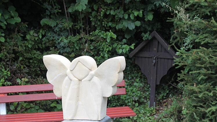Eine Engelskulptur Foto: Carmen Schwind