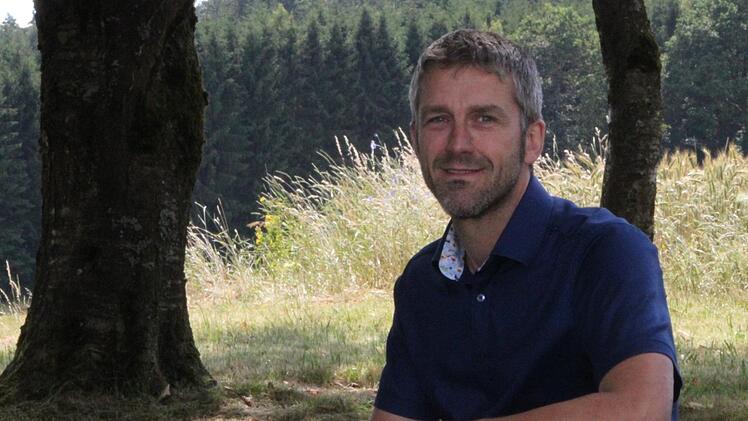 Im Juli ließ der Mottener Bürgermeister Jochen Vogel bei einem Interview seine kommunalpolitische Laufbahn Revue passieren. Foto: Archiv/Ulrike Müller