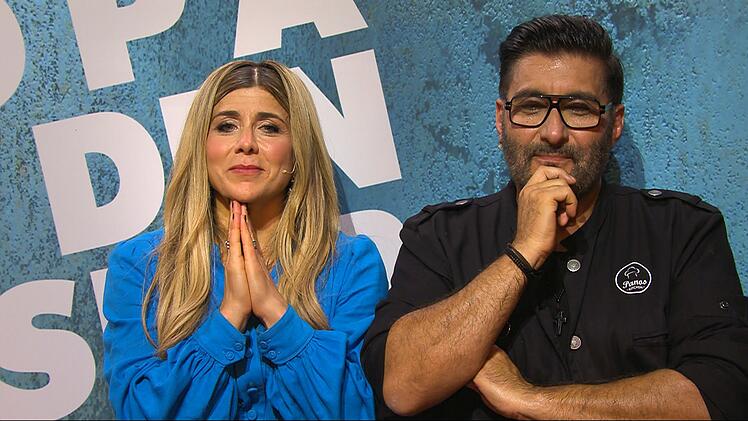 Alles Flehen half nicht: Panagiota Petridou und Panagiotis Panagiotidis mussten sich Henssler einstimmig geschlagen geben.