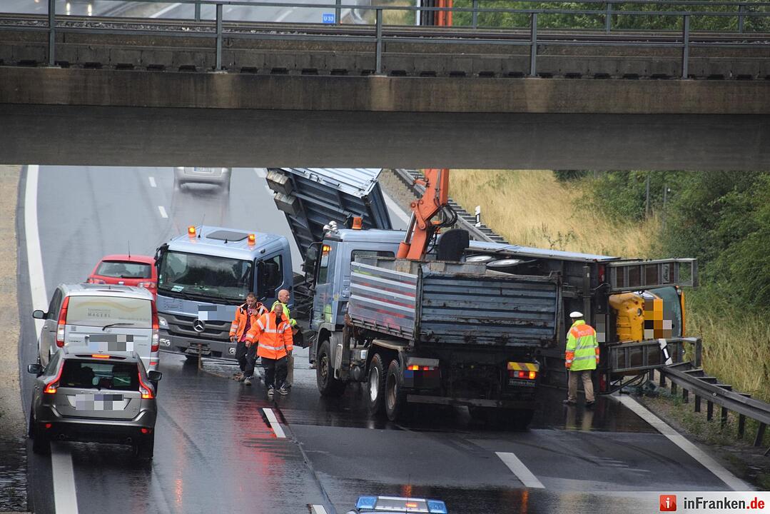 LKW_Unfall_A70_Hallstadt (2)