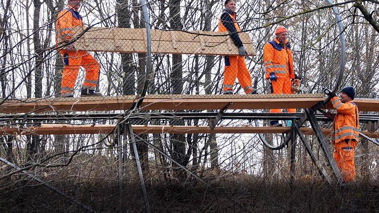 Die Rodelbahn bekommt einen neuen Sicherheitssteg. Foto: Andreas Dorsch