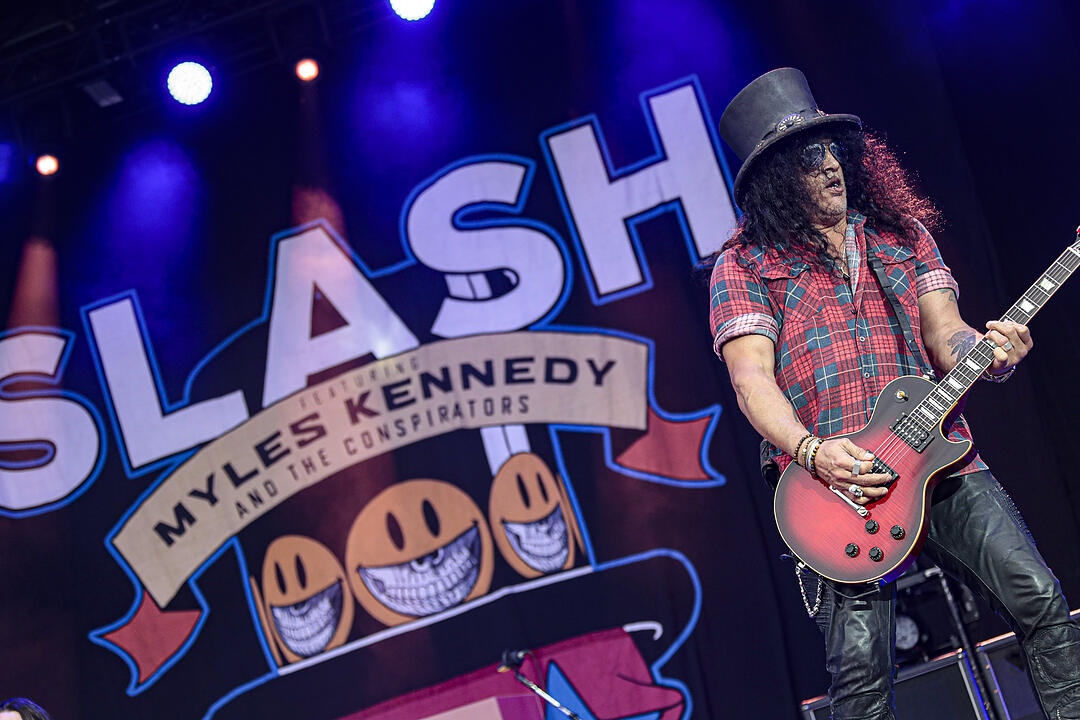 Slash feat. Myles Kennedy and The Conspirators bringen ihre Fans bei Rock im Park 2019 zum Durchdrehen