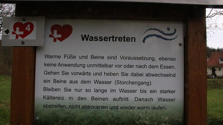 Die Anleitung zum richtigen Wassertreten.Matthias EInwag