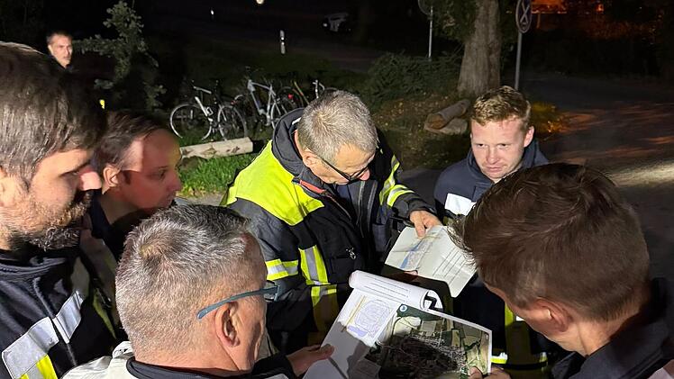 Erlangen: Feuerwehr simuliert Bombenfund-Szenario und Evakuierung