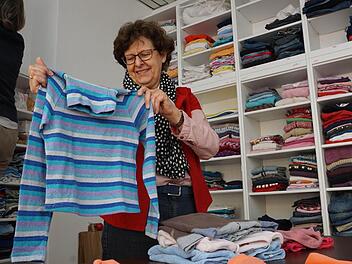 Auch Pullover für die kalte Jahreszeit gibt es.Foto: Sarah Dann