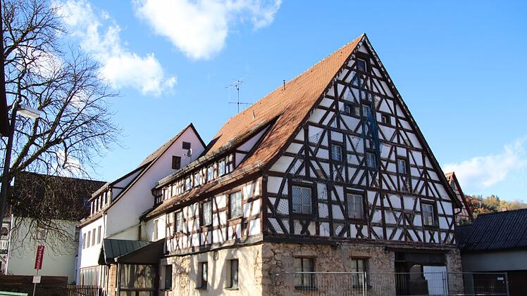 Kurioser Aufruf für einstiges Hotel in Franken - "riesige Bruchbude"