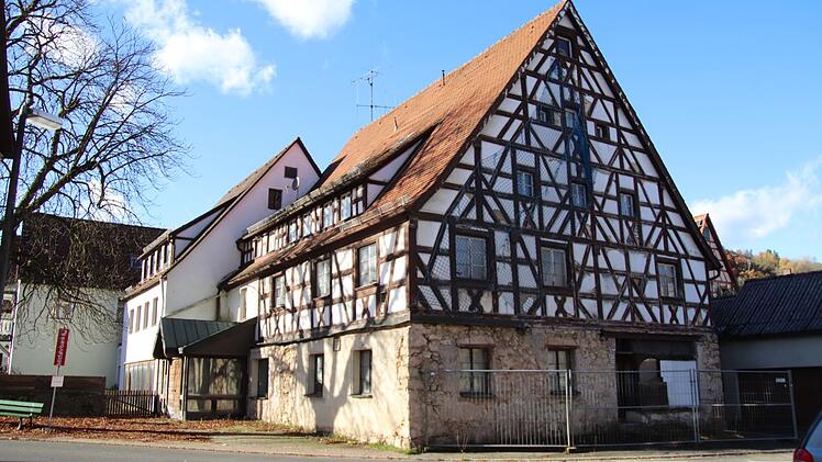 Kurioser Aufruf für einstiges Hotel in Franken - "riesige Bruchbude"