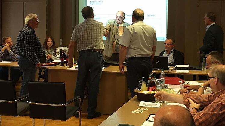 Nachträgliche Glückwünsche für Dieter Adam. Foto: Jürgen Gärtner