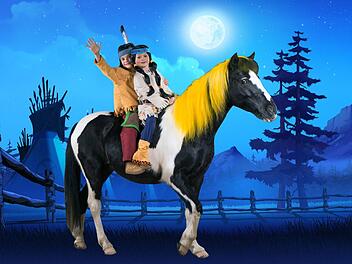 Yakari und Regenbogen freuen sich schon auf ihren Auftritt in Bamberg.  Foto: Wille Entertainment