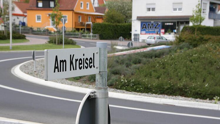 In Oerlenbach ist sogar eine Straße nach dem Kreisel benannt. Foto: Ralf Ruppert