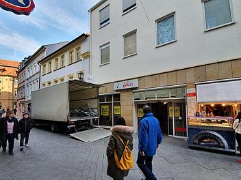 Im Jokers-Buchladen entsteht ein Ernsting's-Shop.- Foto: Sebastian Schanz