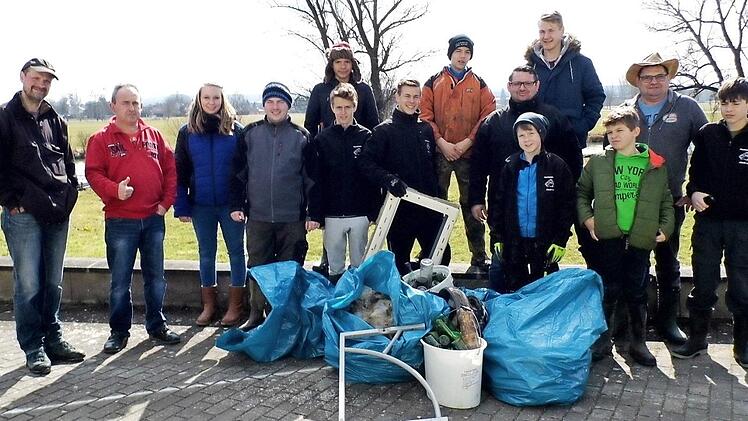 In nur wenigen Stunden fanden die Jungfischer und ihre Begleiter jede Menge Unrat. Foto: privat