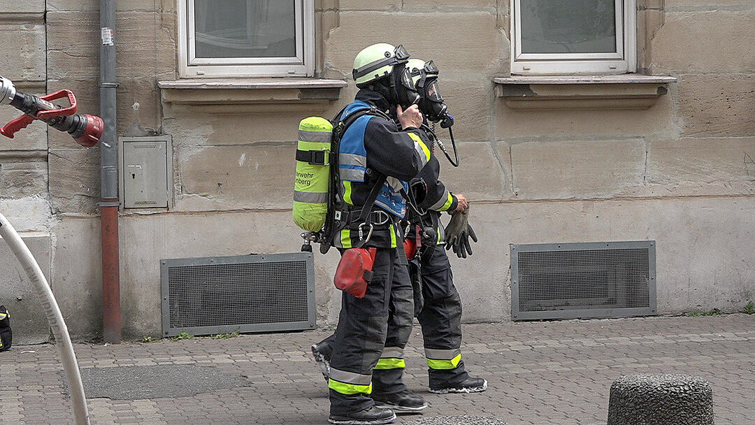 Wohnung geht in Flammen auf