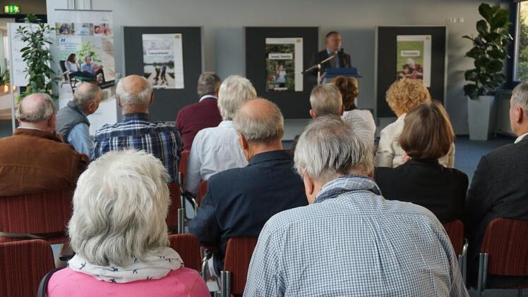 Die 1. Mitmach-Messe in Bad Brückenau richtete sich vorrangig an Personen nach dem aktiven Erwerbsleben. Foto: Marion Eckert