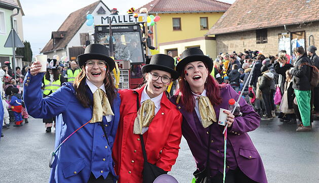 Die Hauptstrasse wurde zur Partymeile