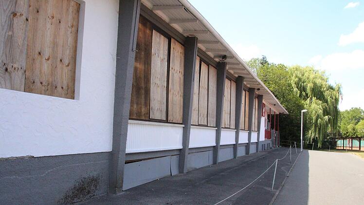 Büros statt Bälle: Für das ehemalige Sportheim des VfB Coburg ist eine neue Nutzung gefunden.Foto: Saskia Nauer