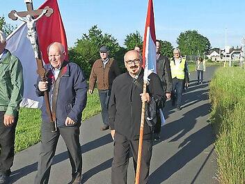 Nach Haundorf und Beutelsdorf ging die Flurprozession der Pfarrei St. Maria Magdalena.
