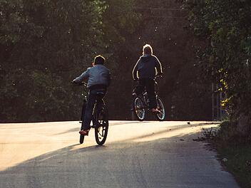 Raum Bamberg: Mehrere Meldungen &uuml;ber angesprochene Kinder - Polizei r&auml;umt mit Ger&uuml;chten auf
